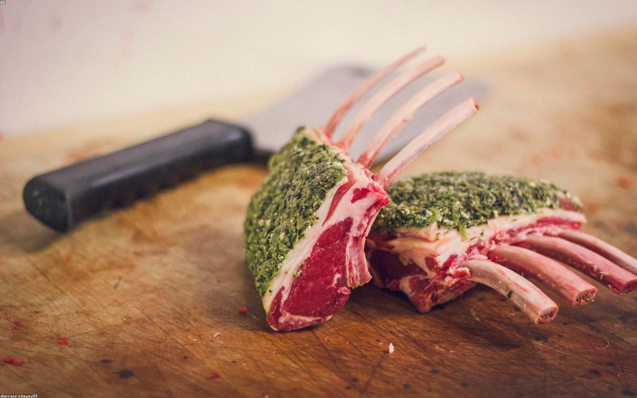 Refrigerated logistics for wholesale deliveries