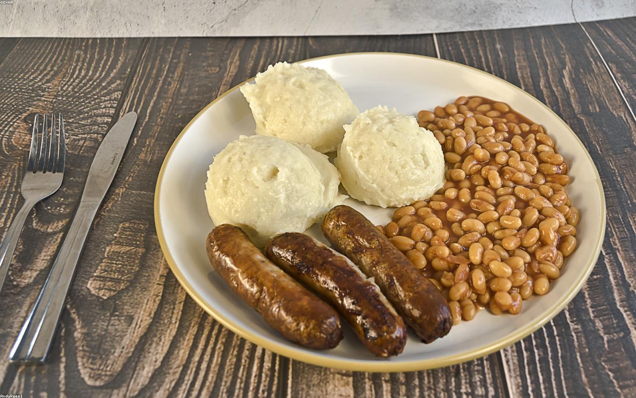 Fresh meat cuts prepared for wholesale clients